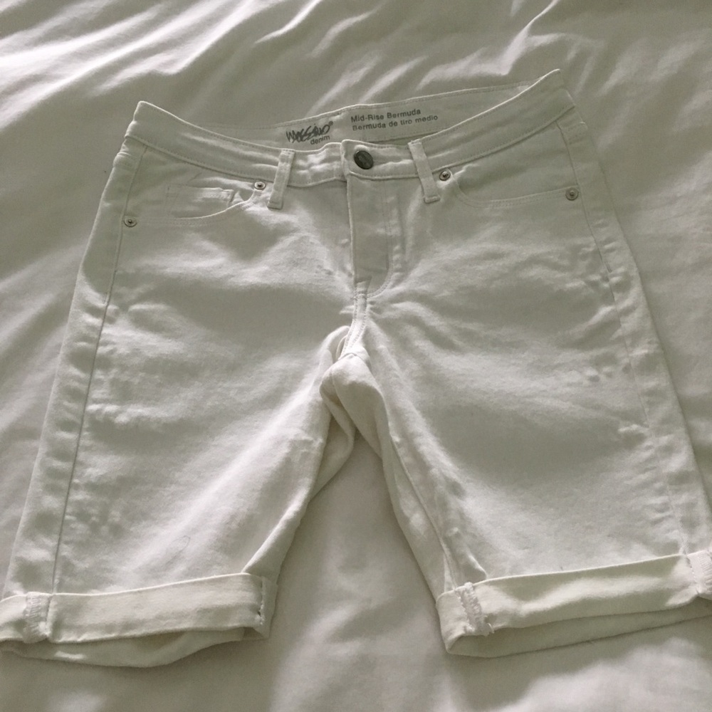 Bermuda Shorts Size 27/4 by Mossimo (Target)